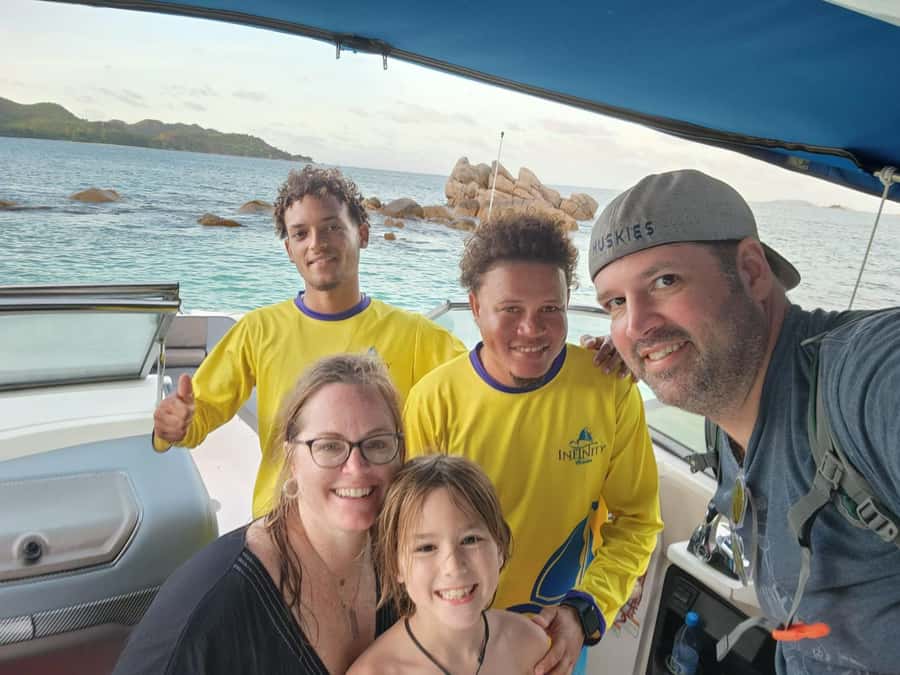 Praslin: Curieuse & St-Pierre Boat Adventure with Snorkeling - Should you book the Curieuse and St. Pierre tour?