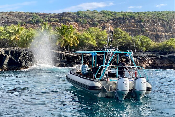 Premium Kona Coast Morning Snorkel - Group Size and the Feel of the Boat