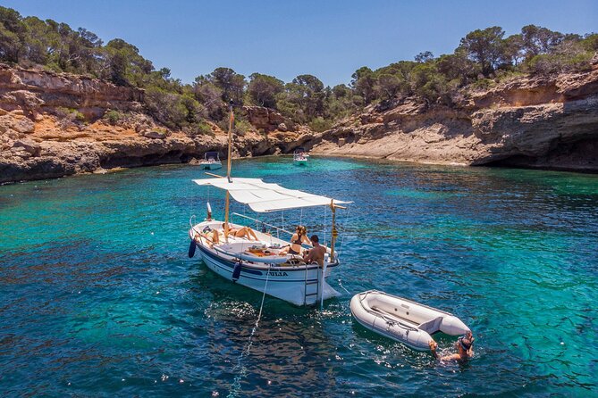Private 4-hour Mediterranean Boat Tour in Ibiza with Snorkeling - What Damian adds to the day