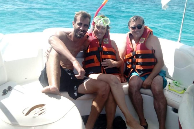 PRIVATE! | 4-hour Speed Boat Trip | Swim With Dolphins, Snorkeling & Island - Searching for dolphins in the Red Sea