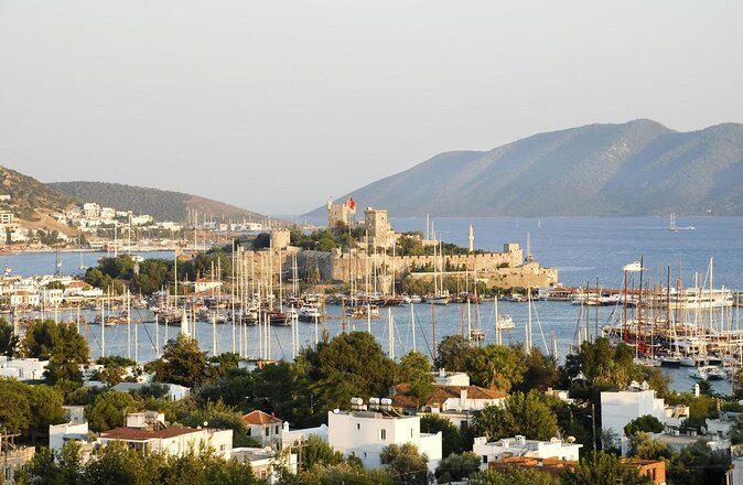 Private Boat Experience in Bodrum Coast with Snorkeling and Coves - Six Hours on the Bodrum Coast