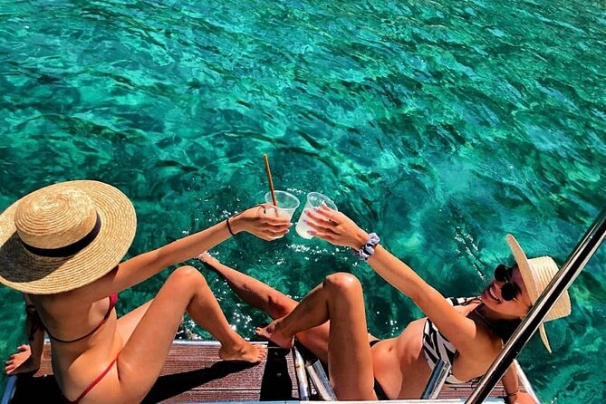Private boat tour - caves, snorkeling, bays and beaches - The Blue Cave is the first major stop