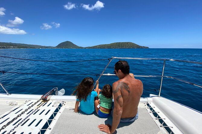 Private Catamaran Cruise and Snorkeling Tour in Honolulu - Booking, cancellation, and practical details