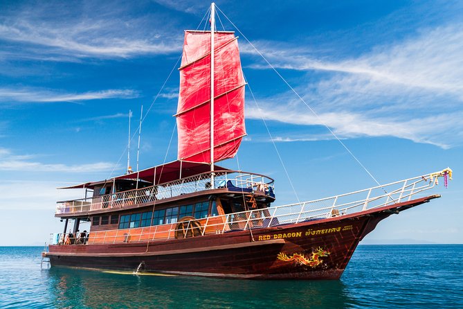 Private Half-Day Red Dragon Yacht for Snorkeling Koh Tan & Visit Pig Island - Snorkeling at Koh Taen