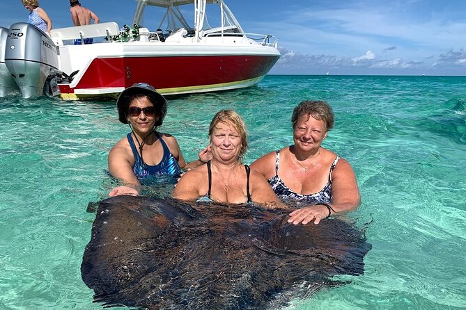 Private Half Day Stingray City, Snorkeling and Starfish Beach Tour - Stingray City, Grand Cayman’s Main Event