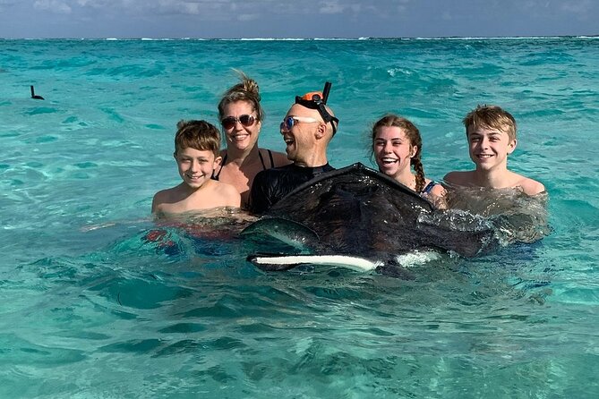 Private Half Day Stingray City, Snorkeling and Starfish Beach Tour - What Comes Aboard the Chaparral