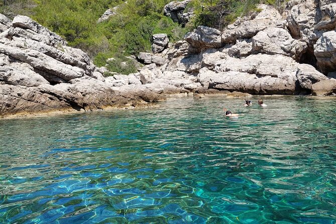 Private luxury speedboat tour-Islands, caves, beaches, snorkeling - Šunj Beach is the best place to relax on sand