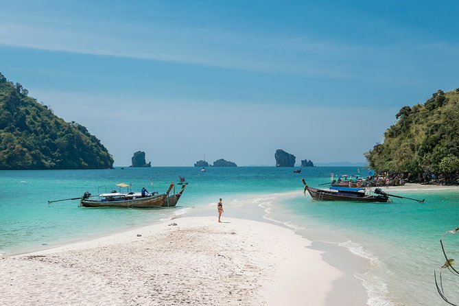 Private Tour to Hong Islands & 4 Islands with Sunset & Night Snorkel - Why a private longtail boat changes the day