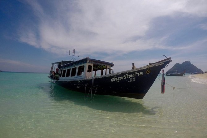 Private Tour to Hong Islands & 4 Islands with Sunset & Night Snorkel - Tup Island and the changing sandbar