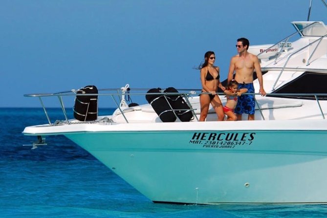 Private Yacht - 46 ft SeaRay Cancun Bay Snorkel 23P4 - Choosing between two, four, and six hours