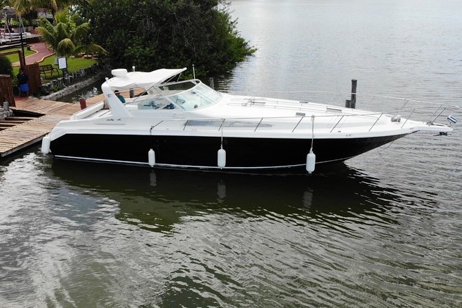 Private Yacht 46ft Sea Ray Snorkel up to 15 pax 23P2 - What happens during the two-hour Cancun cruise