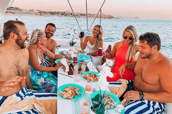Private Yacht Cruise 4 Hour- Snorkeling & Paddle Boarding - Santa Maria Beach or Chileno Bay for water time