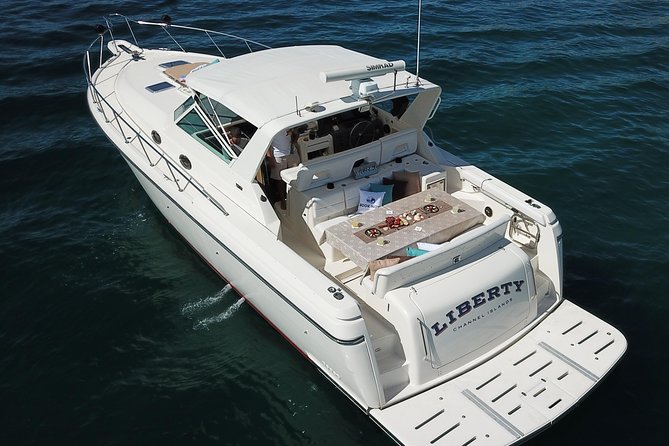 Private Yacht Ultimate Fishing and Snorkeling Adventure - 6 Hours - Fishing with quality gear and a flexible plan