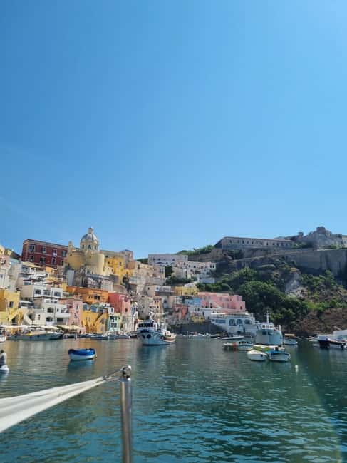 Procida: Sea View Boat Tour with Snorkeling - Key details at a glance