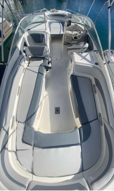 Puerto Banús: Floky Boat Cruise with Snorkeling & Paddle SUP - Leaving Puerto Banús for the Open Water