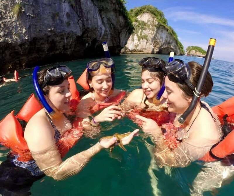 Puerto Vallarta: Los Arcos Islands Boat Tour and Snorkeling - From a downtown OXXO to Mismaloya Beach