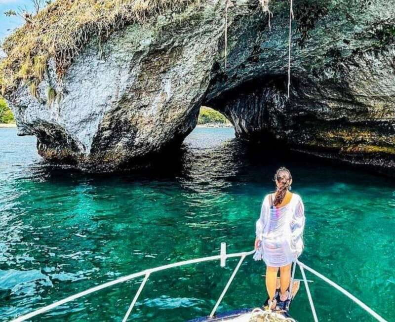 Puerto Vallarta: Los Arcos Islands Boat Tour and Snorkeling - The boat ride around Los Arcos