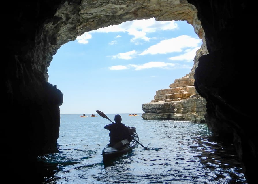 Pula: 3-hrs Kayak, Cliffs & Snorkeling Small Group Adventure - Starting at Valovine Beach near Arena Stoja