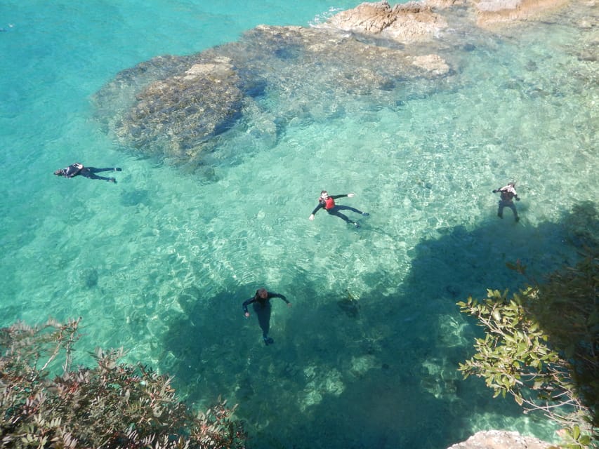 Pula: 3-hrs Kayak, Cliffs & Snorkeling Small Group Adventure - Snorkeling in a quieter Pula location