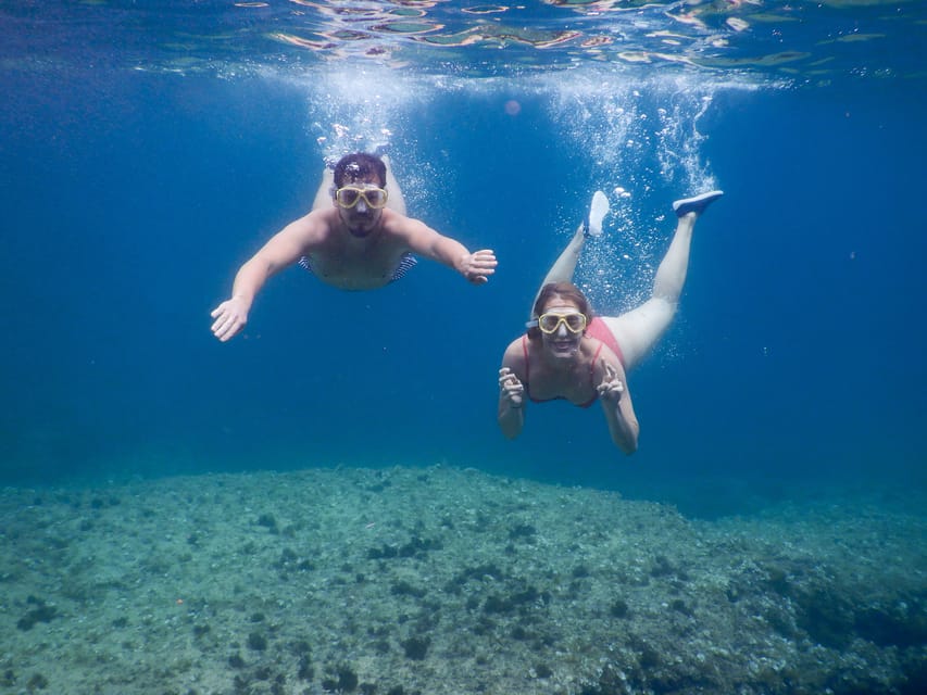 Pula: 3-hrs Kayak, Cliffs & Snorkeling Small Group Adventure - A small-group setup that feels personal