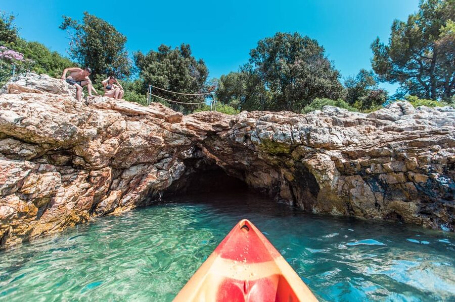 Pula: Kayak Adventure with Cave & Island Snorkeling - What the guides add to the trip