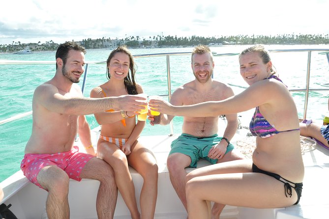 Punta Cana Combo Tour: Snorkeling, Catamaran Cruise & Parasailing - Seasickness, comfort, and practical preparation