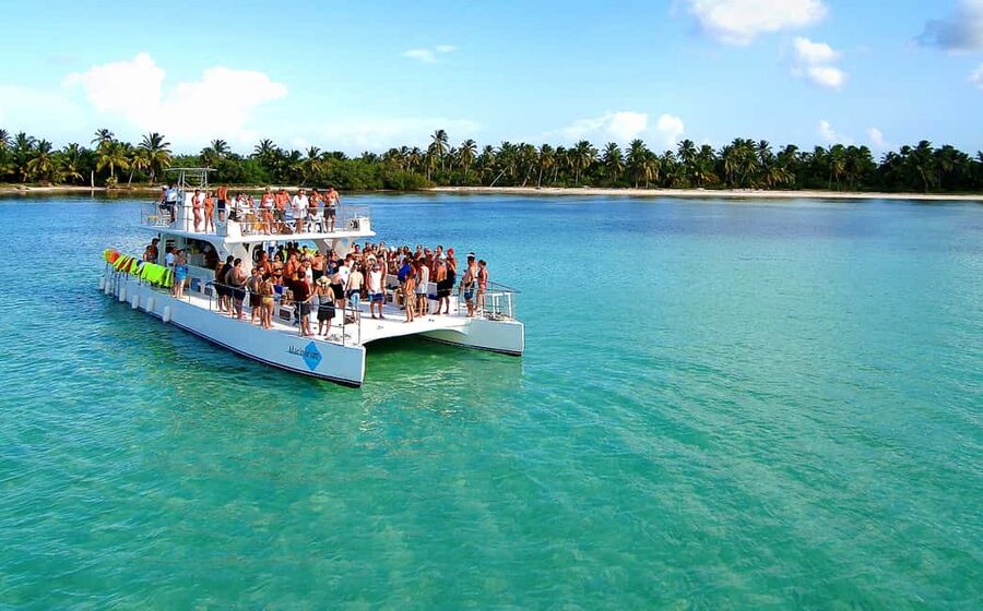 Punta Cana: Marinarium Snorkeling Cruise - Getting from your hotel to the catamaran