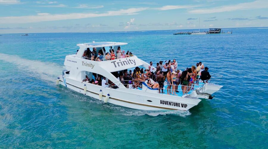 Punta Cana: Party Boat with Snorkeling, Open Bar And Hip Hop - Getting to the boat from Punta Cana hotels