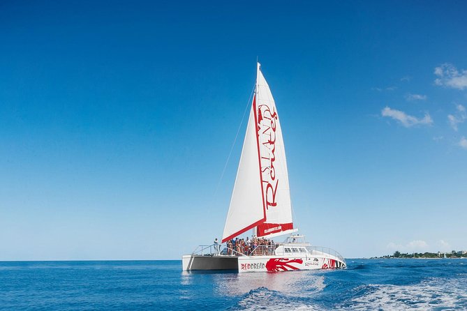 Reggae Catamaran and Snorkeling Open Bar Cruise Montego Bay - Snorkeling near Doctor’s Cave Beach