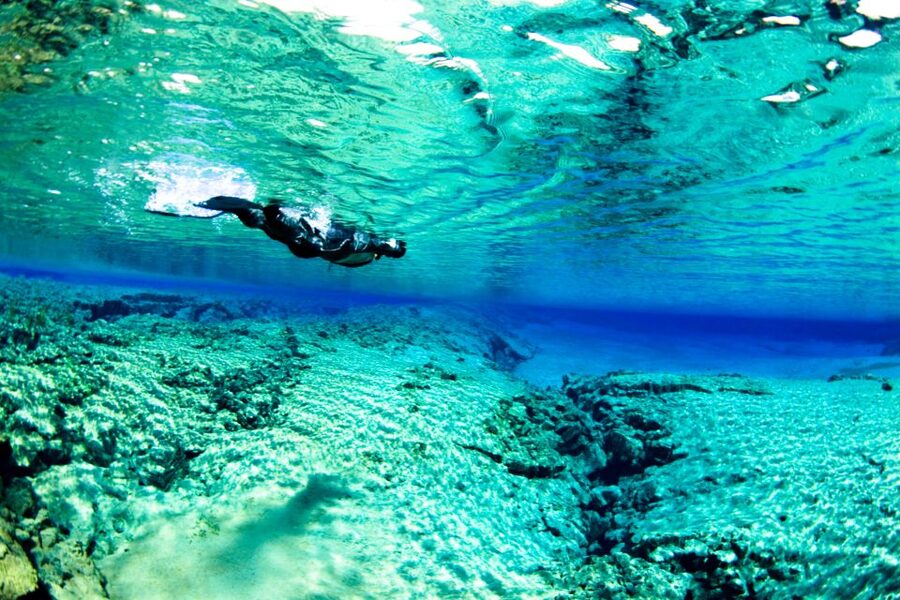 Reykjavik: Silfra Snorkeling & Lava Tunnel Adventure Combo - What to wear and what not to forget