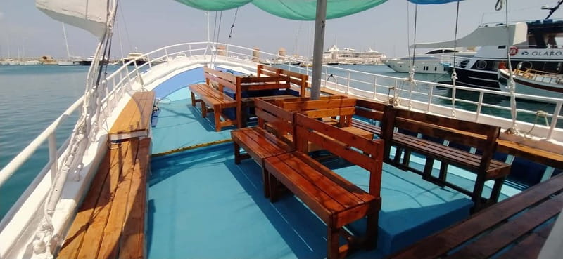 Rhodes: Pleasure Cruise for Swimming and Snorkeling - Setting Sail From Mandraki Harbour at 10 a.m.