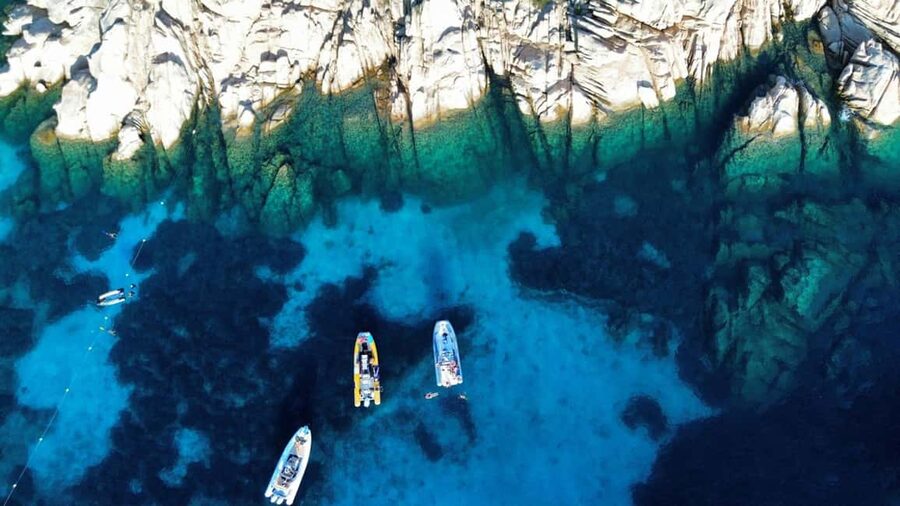 Rubber dinghy tour and snorkeling in Caprera - Key points at a glance