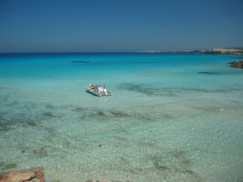S'Espalmador and Formentera: Snorkeling Trip by RIB Boat - S’Espalmador: pink sand and shallow water