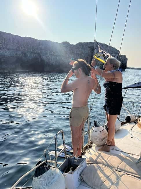 Sailing tour and guided snorkeling a Siracusa - What to bring and what to expect onboard