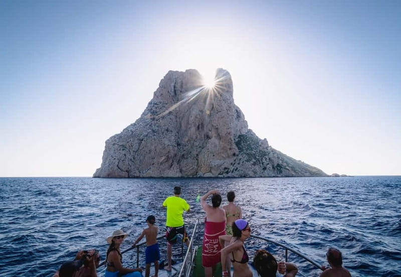 San Antonio: Es Vedrà & Formentera Boat Tour with Snorkeling - Key things to know before you book