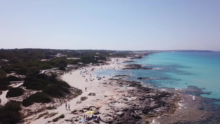 San Antonio: Es Vedrà & Formentera Boat Tour with Snorkeling - The sunset return to San Antonio