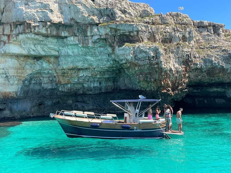 Santa Maria di Leuca : Tour in barca ,grotte e snorkeling - Key points at a glance