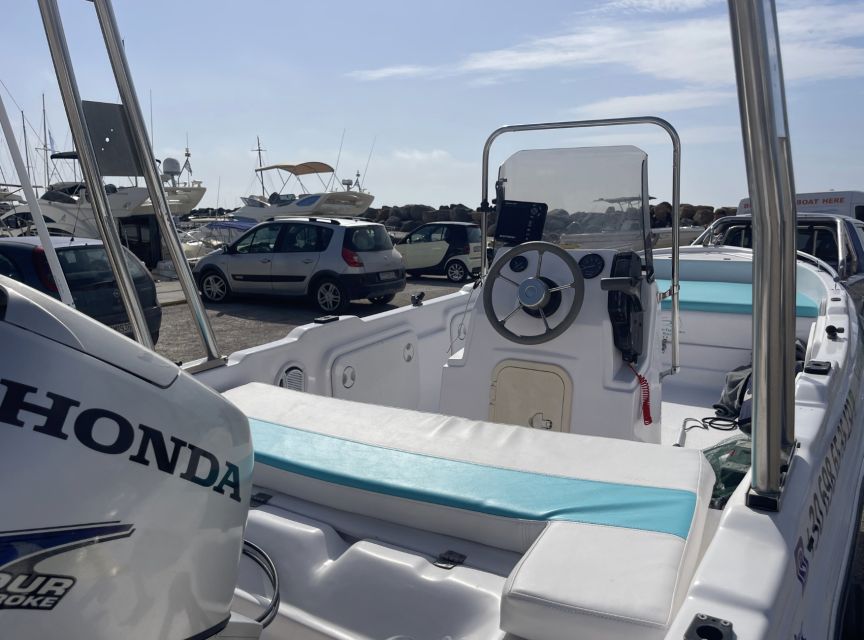 Santorini: License-Free Boat Rental with Snorkeling Gear - Five hours to choose your own rhythm