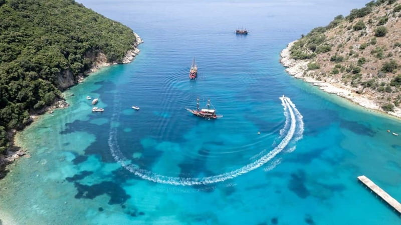 Saranda:Boat Tour to Kroreza with snorkelling,&umbrellas - What to pack for a smoother trip