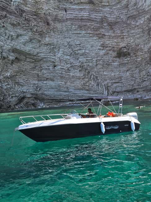 Sarandë: Boat Tour to Kroreza with Snorkel and free Umbrella - Key points to know before booking