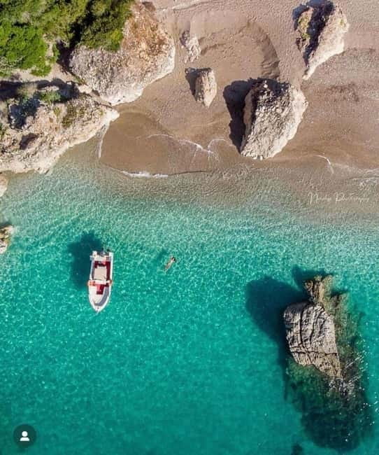 Sarandë:Krorez Boat Tour with Free Umbrella&Snorkelling mask - Qefal gives you another half hour in the water