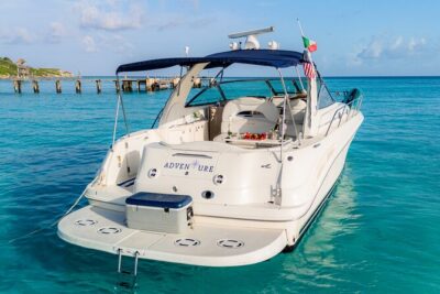 SeaRay 43ft Isla Mujeres, Snorkelling and more!!