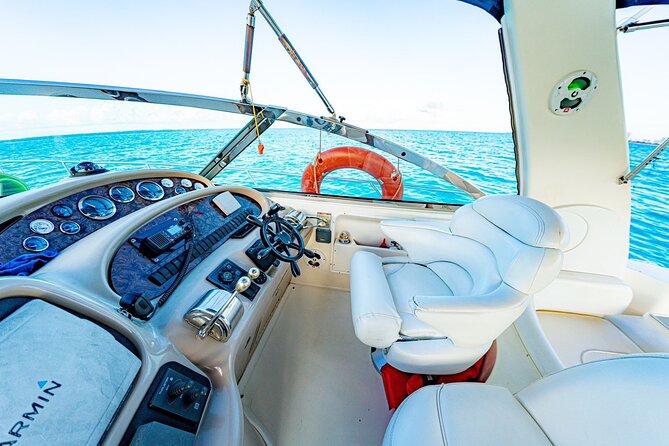 SeaRay 43ft Isla Mujeres, Snorkelling and more!! - Punta Sur as an optional five-hour addition