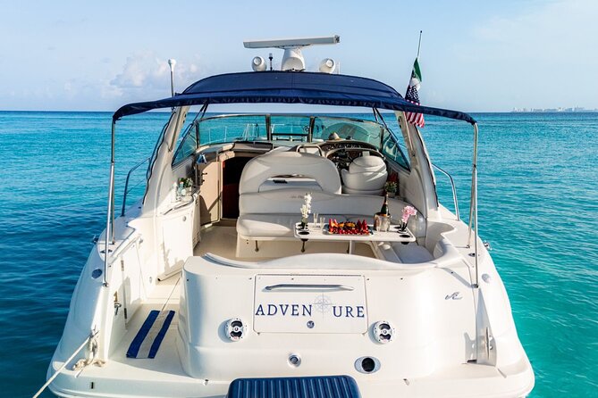 SeaRay 43ft Isla Mujeres, Snorkelling and more!! - Crew, comfort, and the feel of a private outing