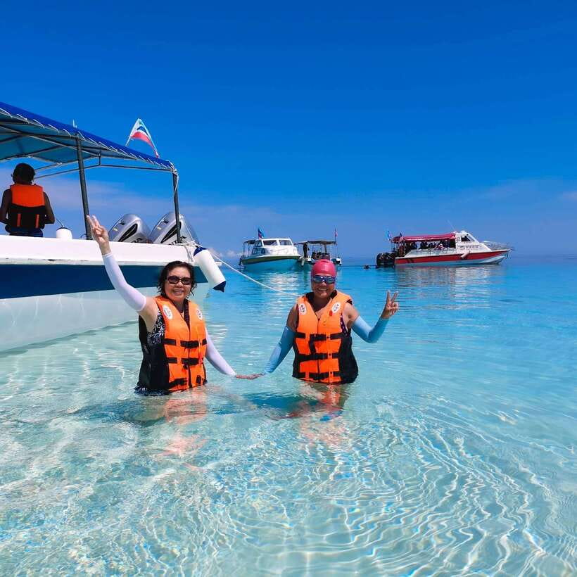 Semporna: Explore 3 Islands Tour Snorkel or Dive & Lunch - What the $57 price really covers