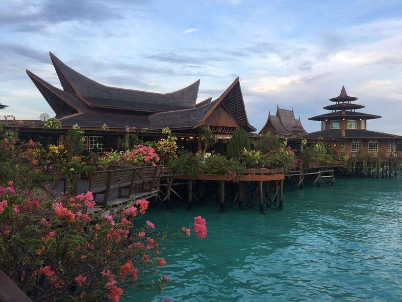 Semporna: Mabul and Kapalai Trip in Snorkel or Dive & Lunch - Key points before you book