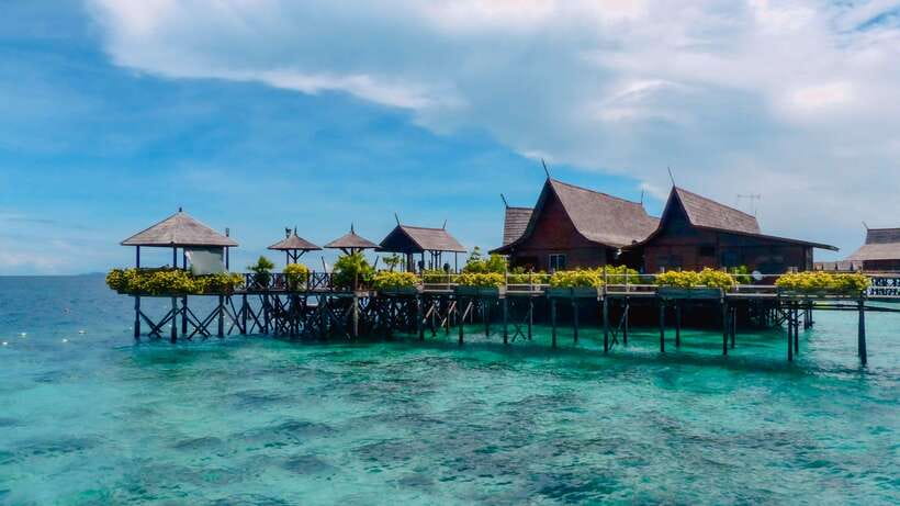 Semporna: Mabul and Kapalai Trip in Snorkel or Dive & Lunch - Lunch is simple and practical