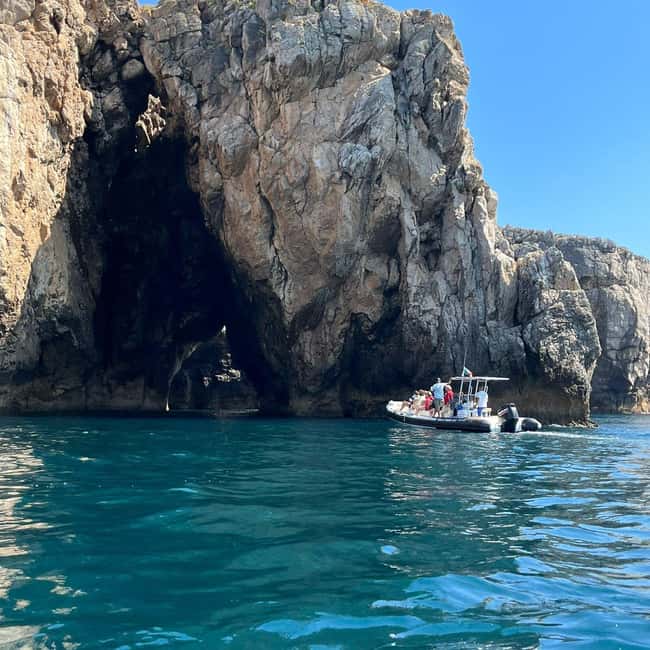 Sesimbra: Arrábida and Espichel Caves Tour and Snorkel - Starting at Sesimbra Harbour