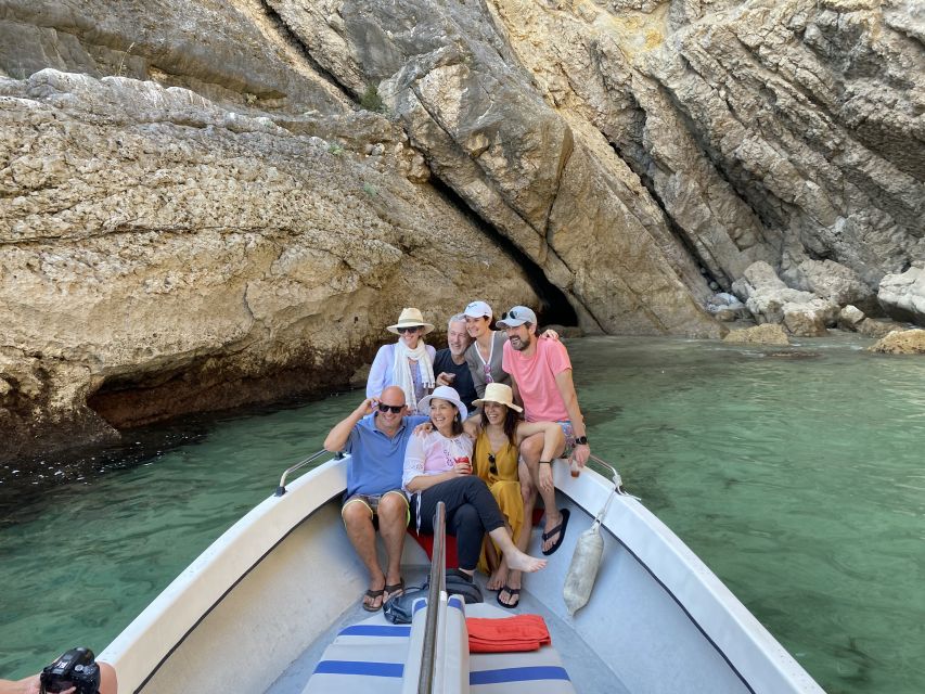 Sesimbra: Arrábida Beaches & Caves Boat Tour with Snorkeling - Key points to know before you book