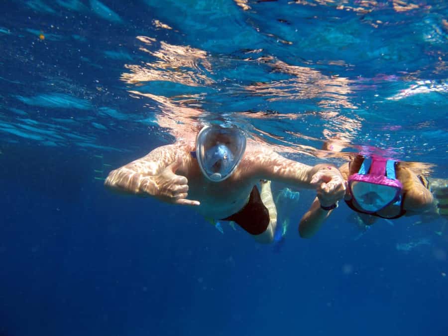 Sharm El Sheikh: Ras Mohamed Cruise with Snorkeling & Lunch - Ras Muhammad snorkeling with a guide